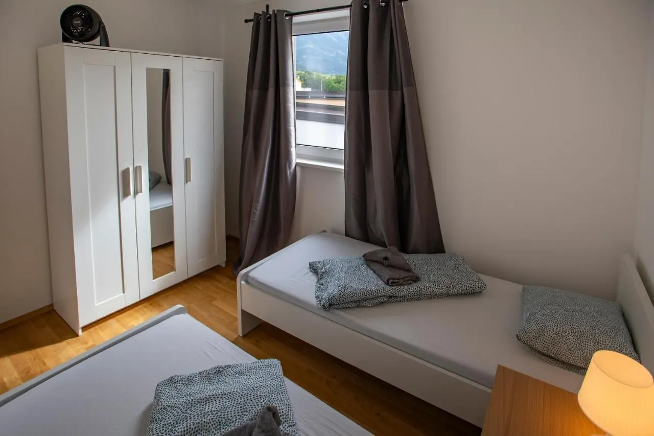 Innsbruck East Side Apartment I Free Street Parking Austria