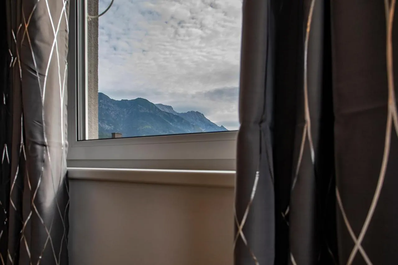 Innsbruck East Side Apartment I Free Street Parking